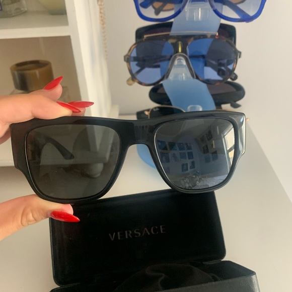 Versace sunglasses main image 4